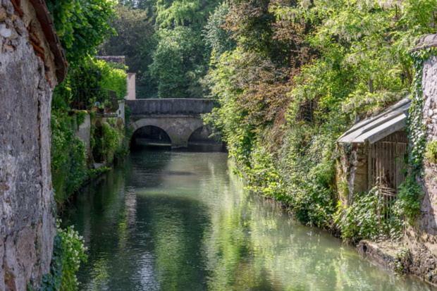 Appartement Villiers Sur Morin Proche De Disneyland 外观 照片