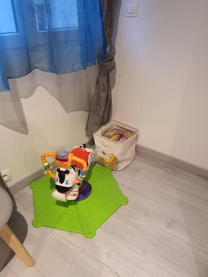 Appartement Villiers Sur Morin Proche De Disneyland 外观 照片